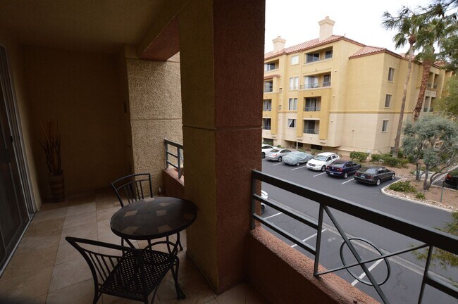 Building Photo - Charming Furnished Studio with Large Patio in the Heart of Las Vegas