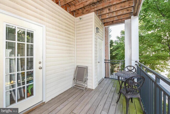 Building Photo - 12140 Garden Grove Cir