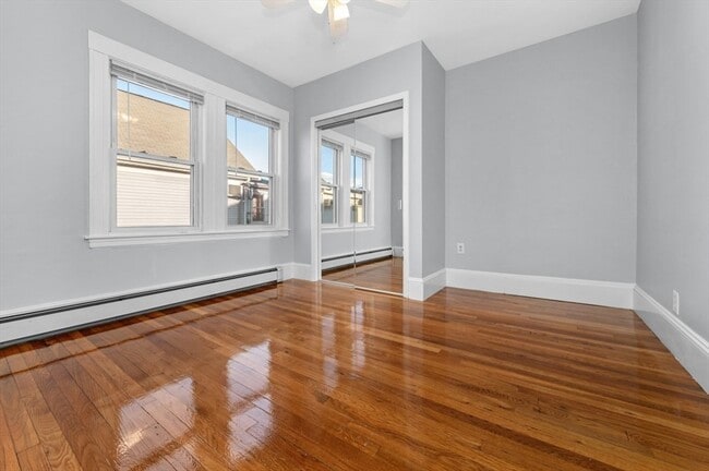 Building Photo - 14 St Marys St