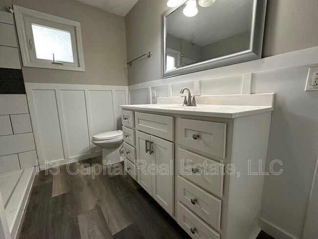 Building Photo - 319 Joy Dr