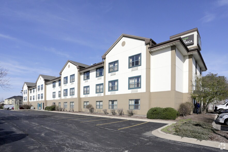 Furnished Studio Champaign 610 W Marketview Dr Champaign IL 61820