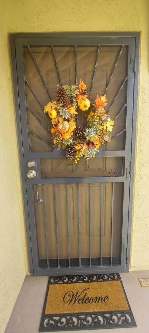 Building Photo - Fully Furnished 2 Bedroom 2 Bath with Den Provided In a 55 Plus Community