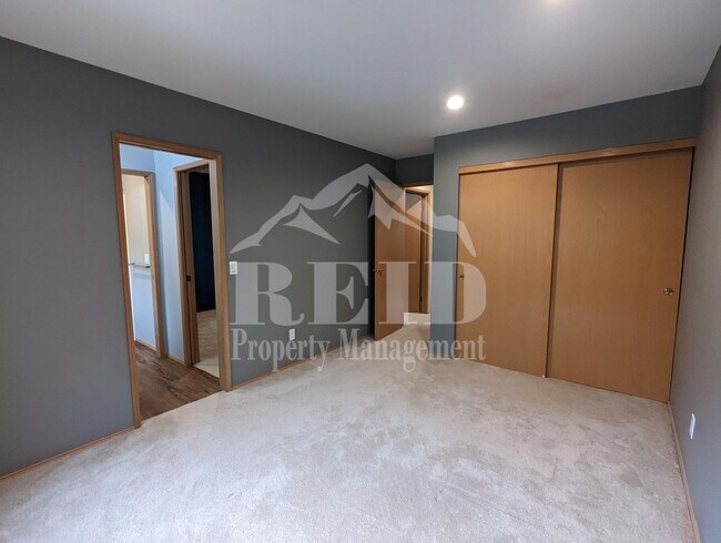 Building Photo - 7027 Killeen Pl SW