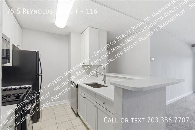 Building Photo - 75 S Reynolds St