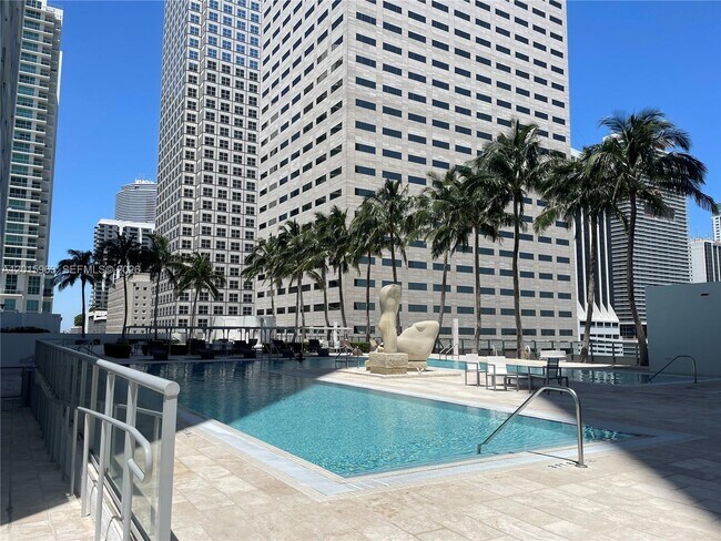 Building Photo - 335 S Biscayne Blvd