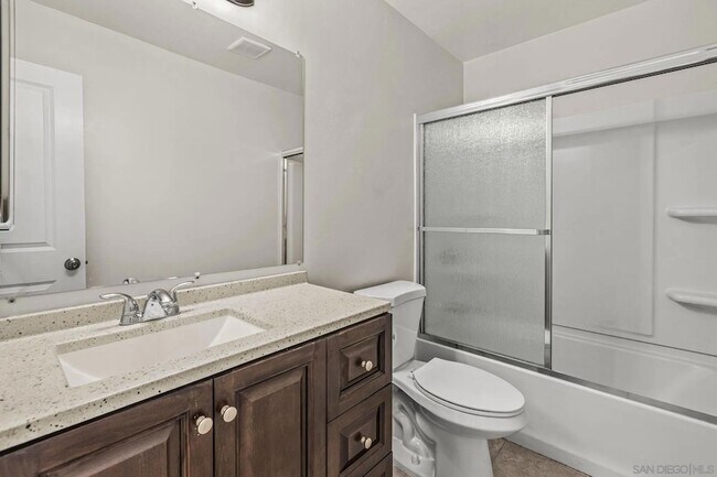 Building Photo - 1809 Eastwood Ln