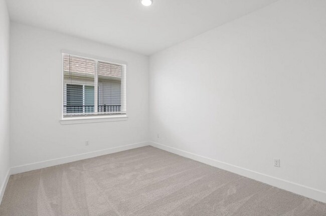 Building Photo - 3813 Mesquite Vly Rd