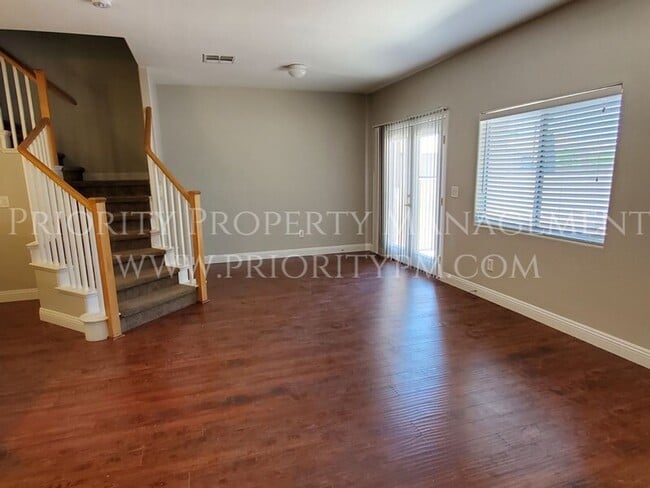 Building Photo - ~BEAUTIFUL ELKHORN HIGH NOON CONDO! FRESHL...