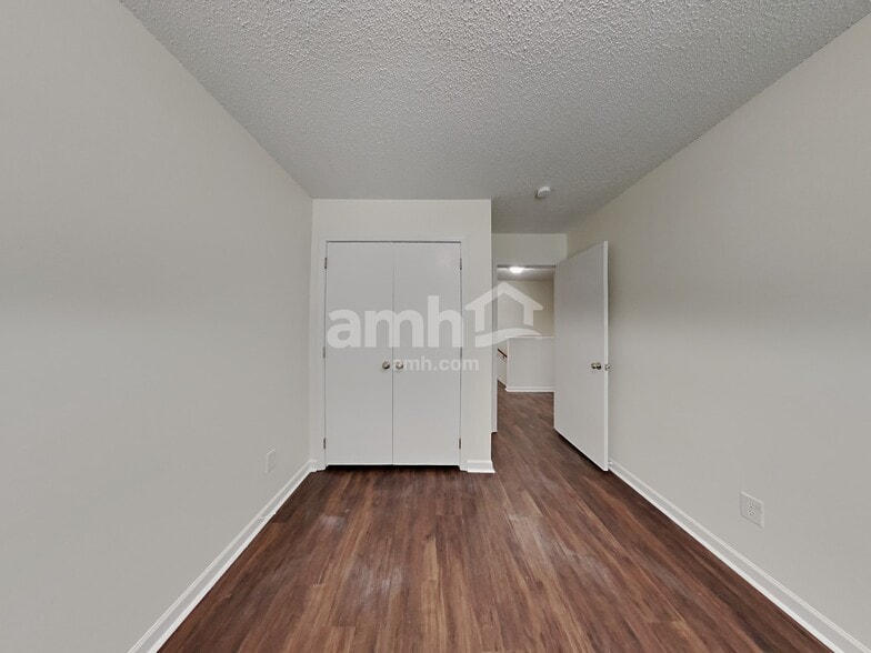 Building Photo - 3413 Braefield Dr