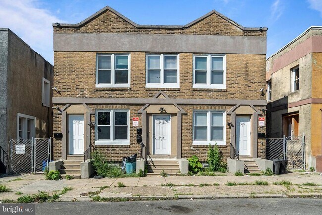 Building Photo - 1018 S 52nd St