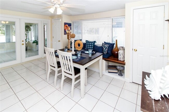 Building Photo - 3526 Overland Dr