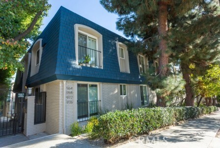 Building Photo - 972 Larrabee St