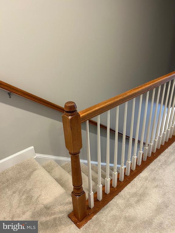 Building Photo - 2400 Brookmoor Ln