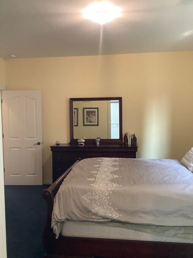 Building Photo - Three bedroom home near N. Mountain Nature Park. | Available April