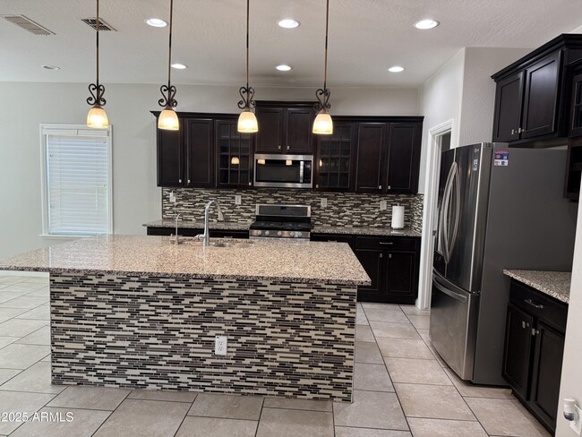 Building Photo - 1843 W Fetlock Trail