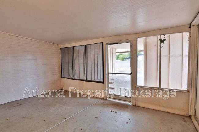 Building Photo - 1248 N Gaylord Cir