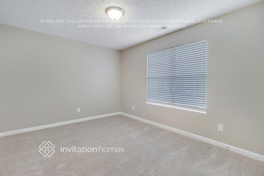 Building Photo - 626 Waynes Ct SE