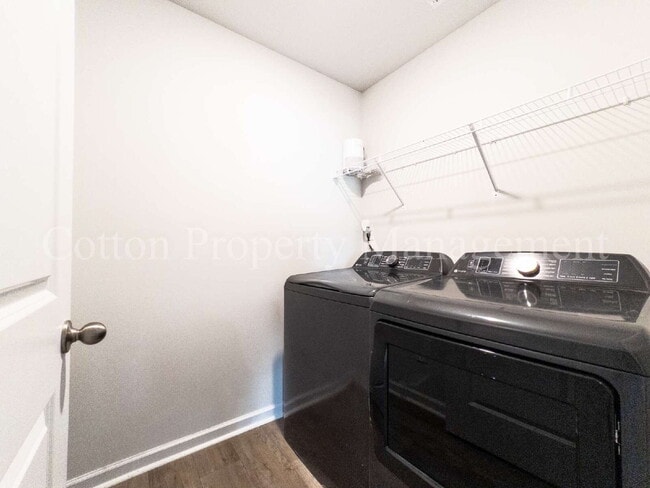 Building Photo - 6224 Centipede Pl