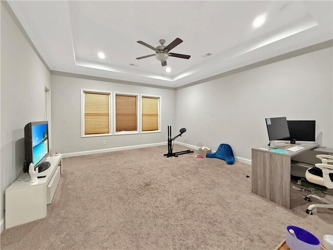 Building Photo - 6030 Stella Dr