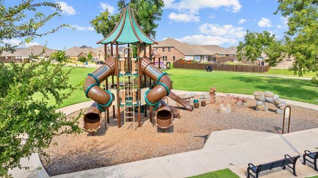 Building Photo - 2408 Buchanan Ln