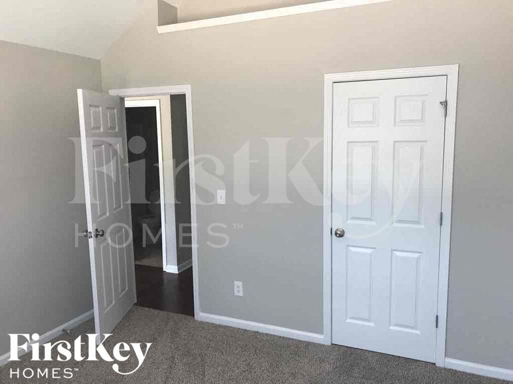 Building Photo - 79 Birchfield Ct