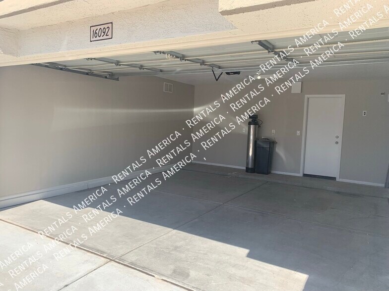 Building Photo - 16092 W Culver St