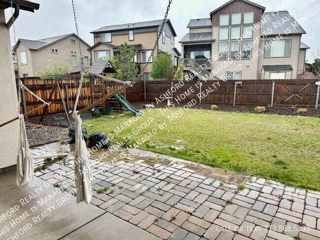Building Photo - 2515 Hannah Ridge Dr
