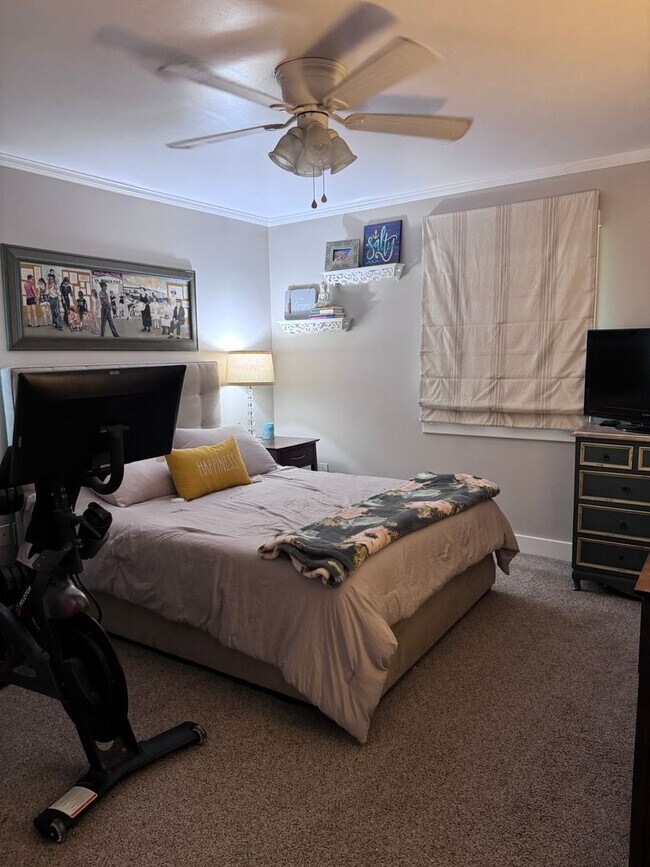 Building Photo - Long term rental in Nags Head