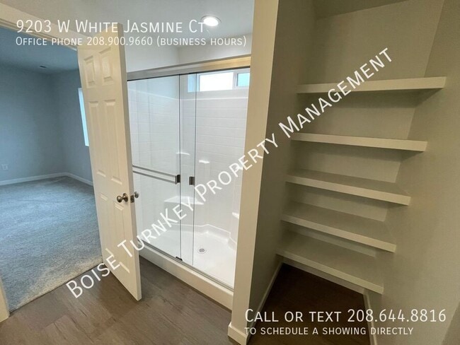 Building Photo - 9203 W White Jasmine Ct