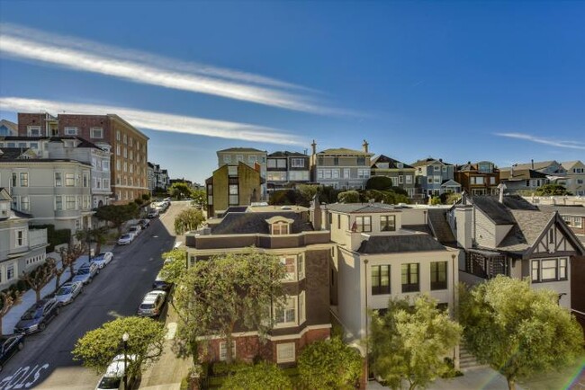 Building Photo - 4 bedroom in San Francisco CA 94118