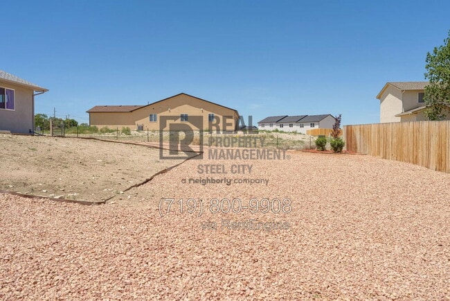 Building Photo - 449 S Laporte Dr