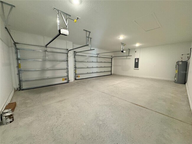 Building Photo - 8885 SW 68th Ter Rd