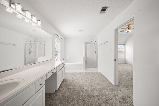 Building Photo - 20218 Ricewood Village Trail