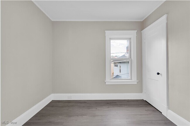 Building Photo - 4654 E 93rd St