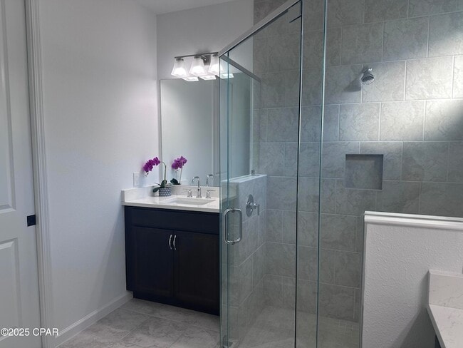 Building Photo - 9259 Paradise Dr