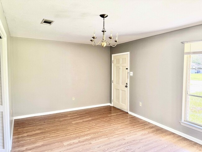 Building Photo - 10389 Browning Dr