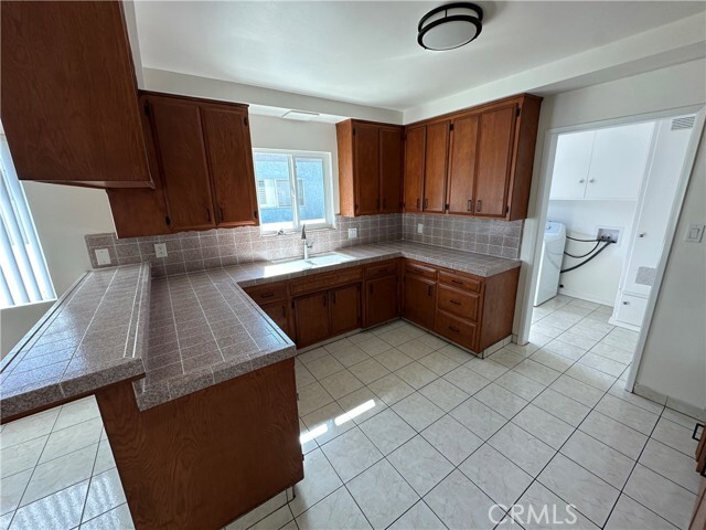 Building Photo - 4476 W 140th St