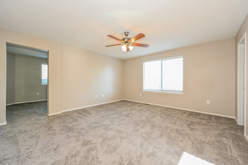 Building Photo - 9616 S Castle Ridge Cir