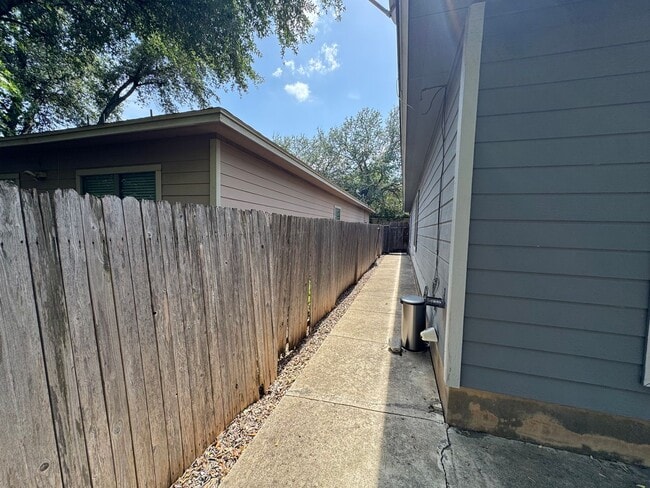 Building Photo - 6030 Pecan Tree