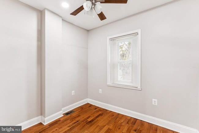 Building Photo - 5210 Rodman St