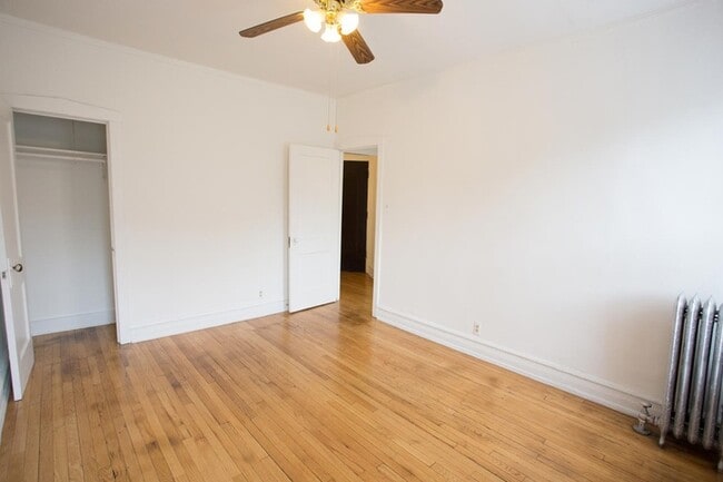 Floorplan - 5300-5308 S. Greenwood Avenue