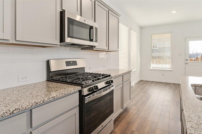 Building Photo - 5349 Archway Dr