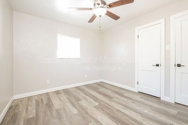 Building Photo - 1281 Victor St