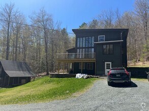 Building Photo - 4-Bedroom 3-Bath House in Quechee