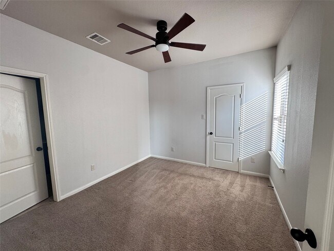 Building Photo - 5038 Lockridge Sky Ln