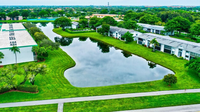 Building Photo - 15364 Lakes of Delray Blvd