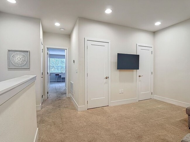 Building Photo - 17204 Blessing Dr