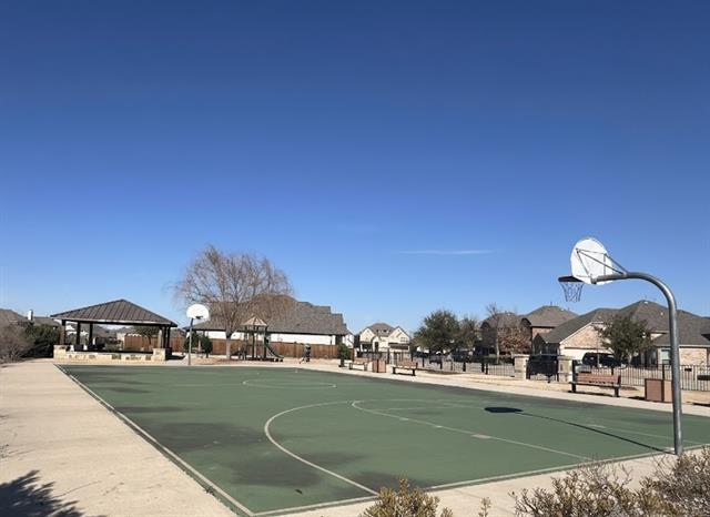 Building Photo - 1001 Summer Ln