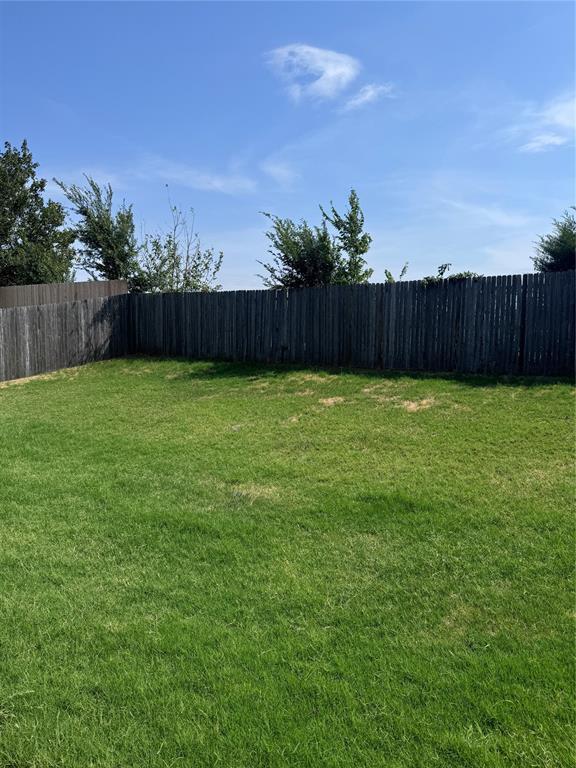 Building Photo - 7604 Meadow Lake Dr