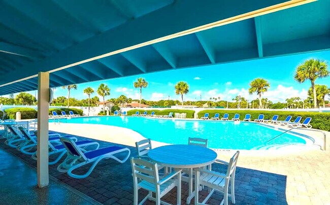 Building Photo - 880-A1A A1A Beach Blvd